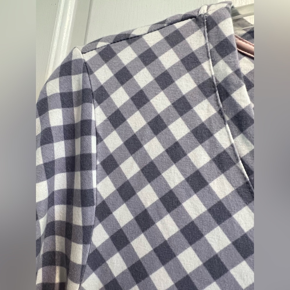 SOMA Gray & White Checked , Long Sleeve Nightgown w Pink Trim - Picture 4 of 6